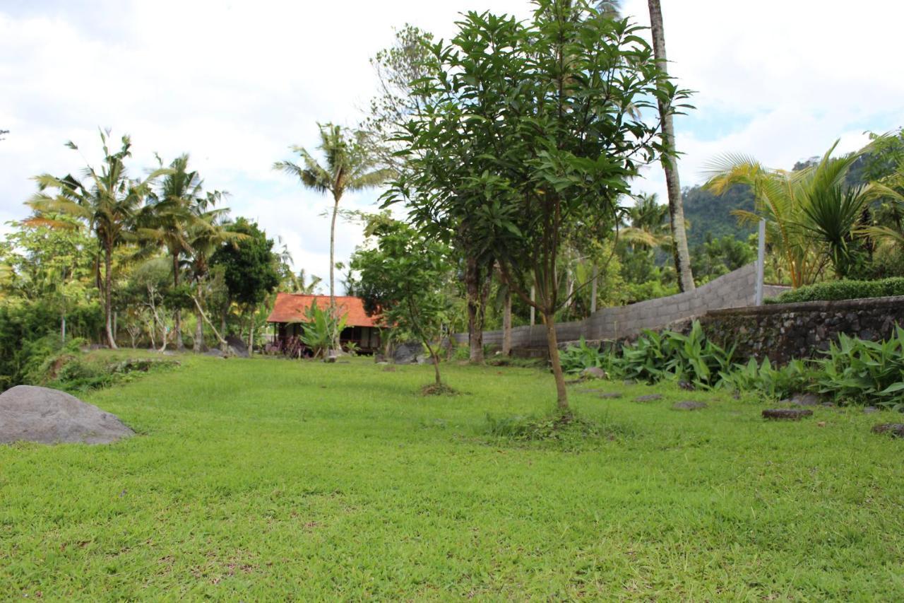 Pondok Tepi Sungai Sidemen  Buitenkant foto