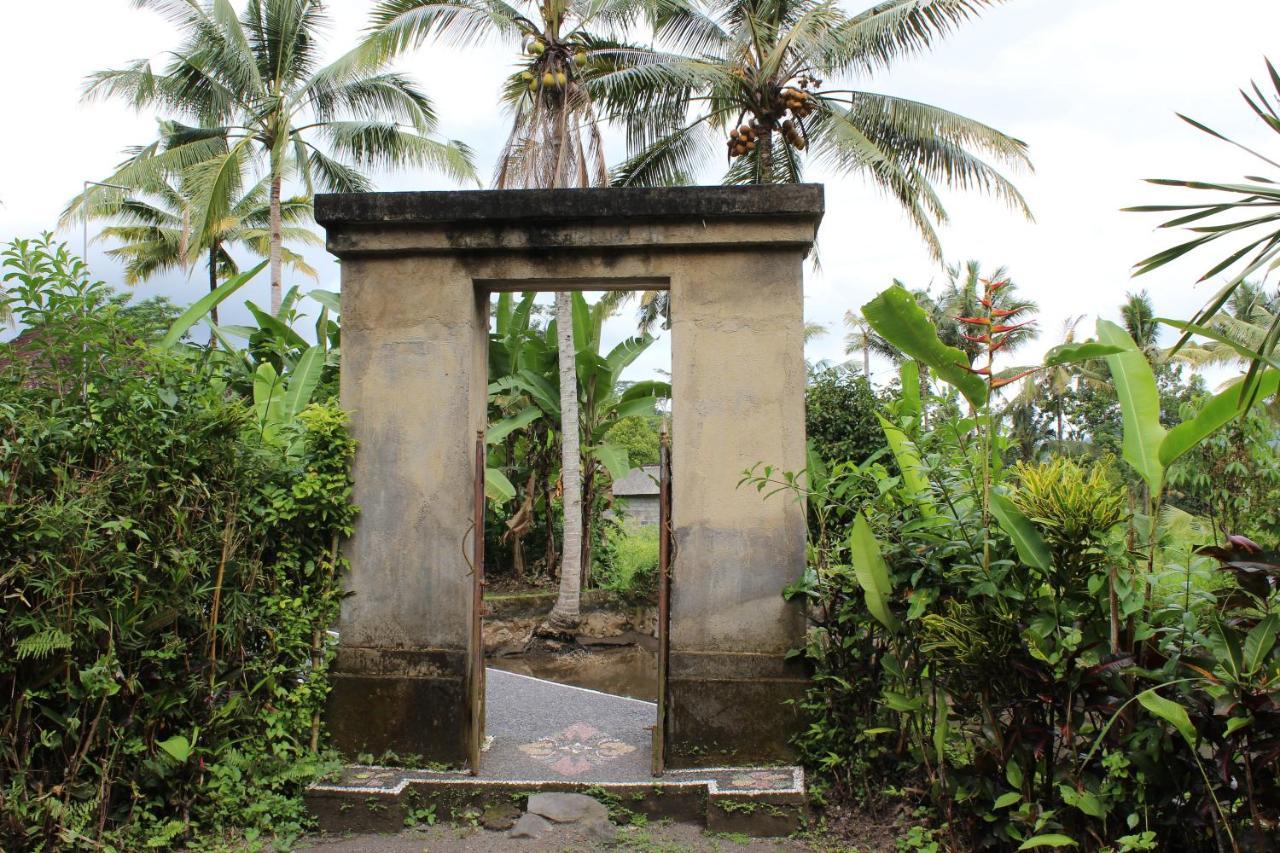 Pondok Tepi Sungai Sidemen  Buitenkant foto