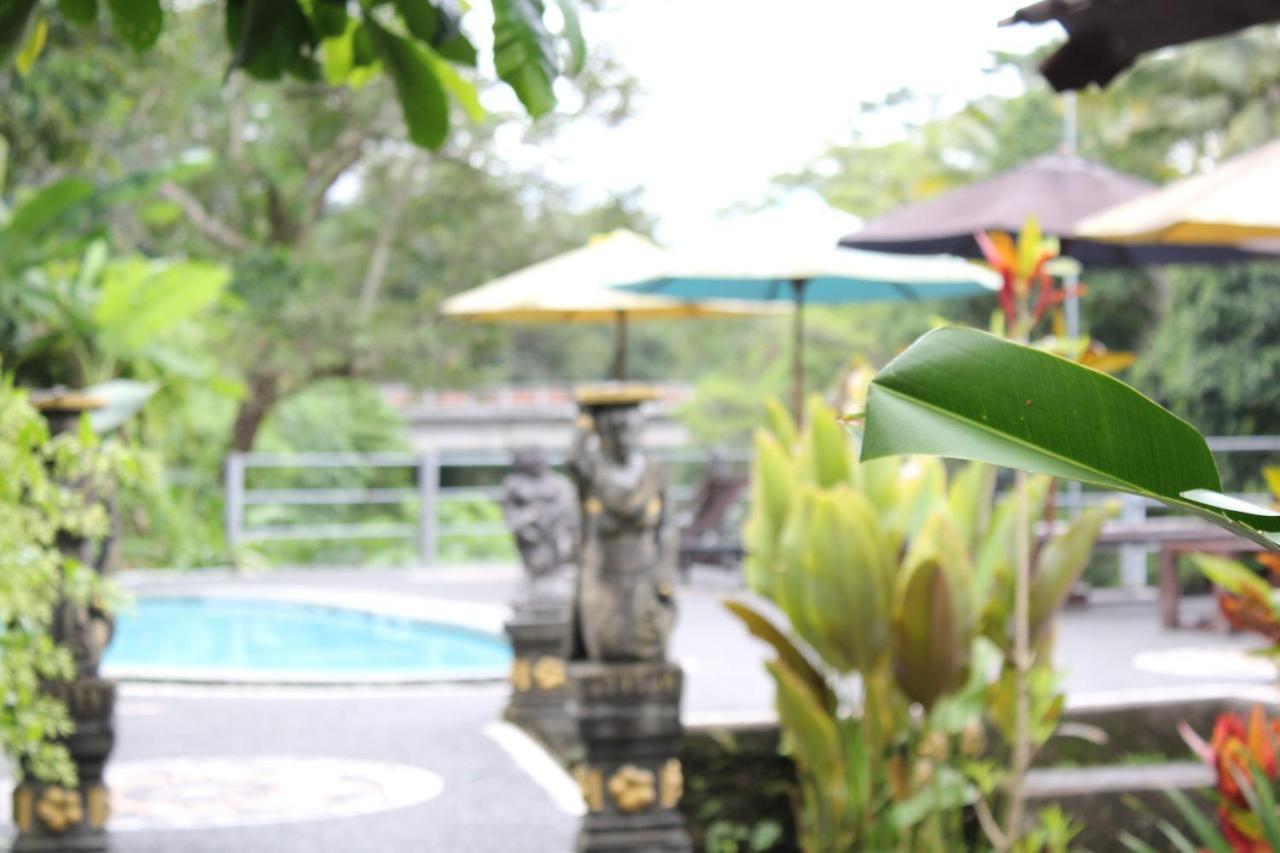 Pondok Tepi Sungai Sidemen  Buitenkant foto
