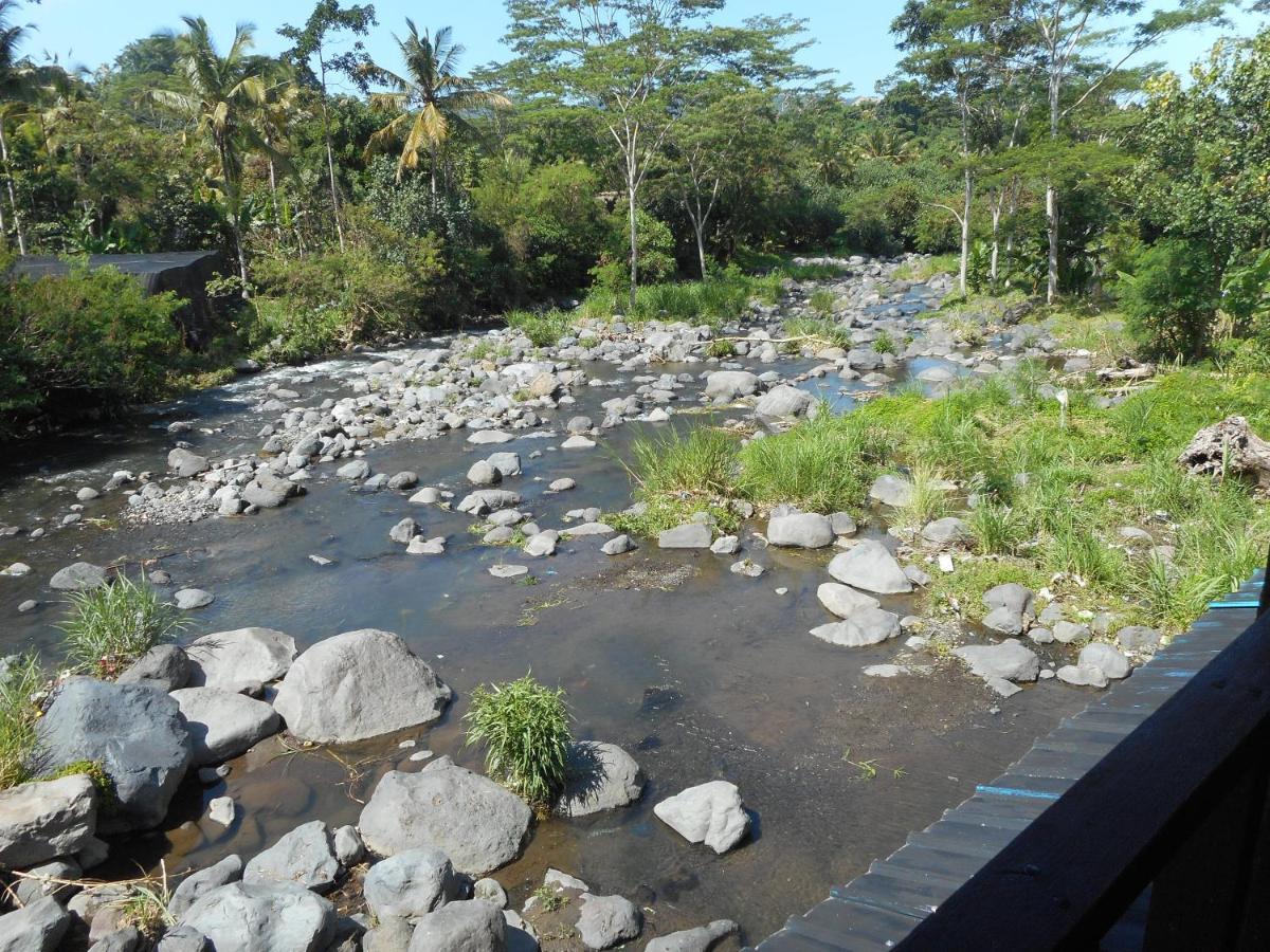 Pondok Tepi Sungai Sidemen  Buitenkant foto